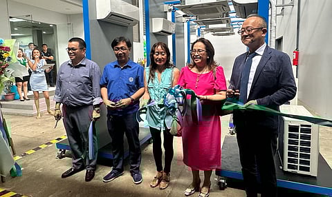 The ribbon-cutting was spearheaded by (from left) AIRPRO President Benito Ramon D. Battung, along with Tesda Provincial Director, Myrna Roa; Tomoko Dodo, former Consul of Japan; Dra. Malou Monteverde, Consul of Mexico to the Philippines; and Miki Takayoshi, Daikin President. 