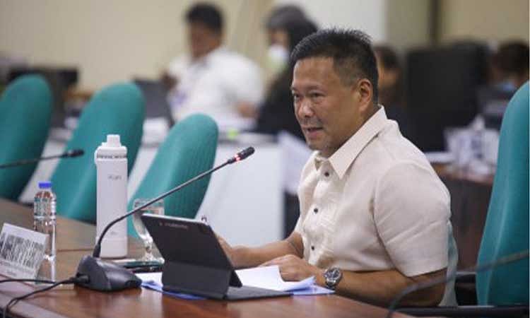Ejercito gipasakaan og reklamo sa wa pagdungog sa kaso ni Escudero