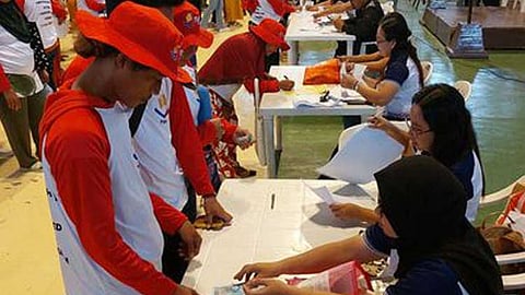 ZAMBOANGA. In this file photo, beneficiaries of Tulong Panghanapbuhay sa Ating Disadvantaged/Displaced Workers (Tupad) program received their short-term employment salary on Thursday, November 7, 2024.