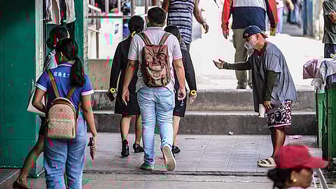 ‘Responsible help’ urged this holiday season