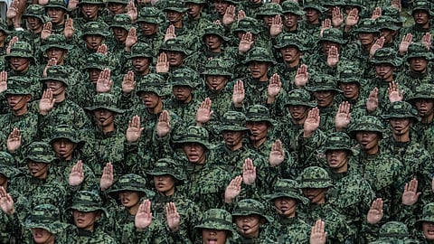 Halos 3,000 ka mga polis ang gipangsilotan sa 2024