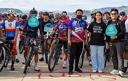 CoinEx sponsors New-Year Criterium Bike Race in Tanauan City