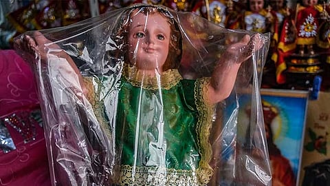 Simbolo sa mga kolor sa bisti sa Sto. Niño