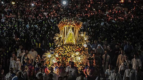 300,000 people join Walk with Mary 2025