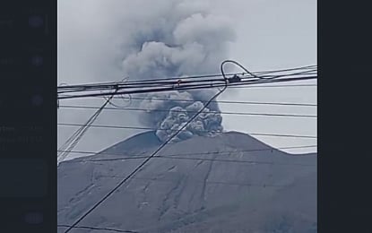 Kanlaon eruption triggers evacuations
