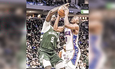 Lillard miagak sa Bucks