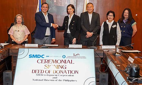 (L-R): National Museum of the Philippines (NMP) Deputy Director-General for Administration Atty. Ma. Rosenne Flores-Avila, NMP Director-General Jeremy Barns, SM Development Corporation (SMDC) Executive Vice President (EVP) for Project Development Grace Evangeline Sta. Ana, SM Supermalls EVP for Marketing Jonjon San Agustin, SM Supermalls VP for Corporate Compliance Group Liza Silerio, and SM Prime Holdings VP for Legal Atty. Helene Go 