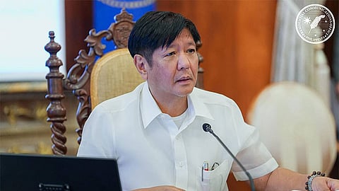 Malacañang: Rating ni Marcos miubos tungod sa fake news
