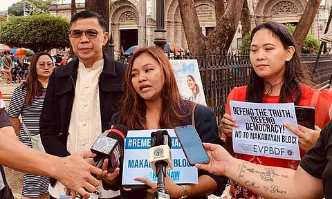 Former leaders of the New People’s Army, led by Arian Jane Ramos, alias "Marikit", former secretary of the NPA Guerrilla Front 55 (center), filed a complaint at the Commission on Elections (Comelec) office in Manila on February 28. Accompanied by Atty. Israelito Torreon (left), they questioned Comelec Resolution No. 11116, which declares that labeling groups and individuals as terrorists, dissenters, or criminals without evidence is a violation of the 2025 elections.