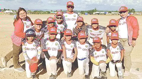 Niños surging forward