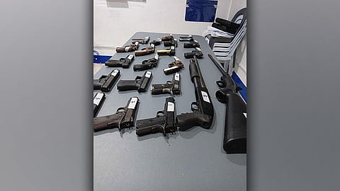21 ka armas gitahan sa Guadalupe Police Station