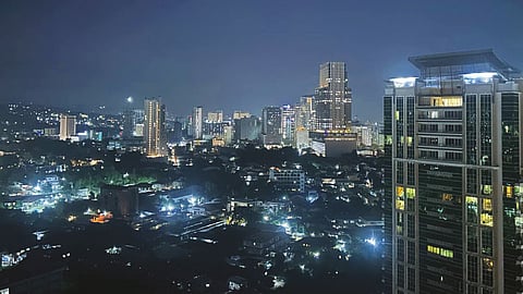 Hotels warn guests of festival booking scams