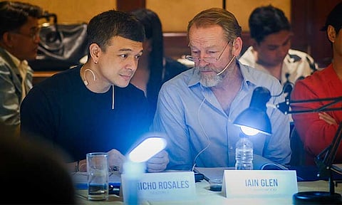 Actor Jericho Rosales and Iain Glen