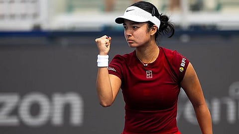 Eala sulod sa Round of 16 sa England tournament