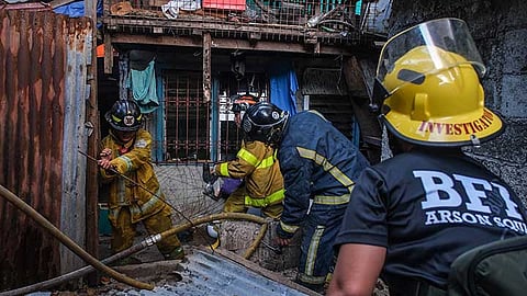 Tulo ka sityo sa barangay Inayawan naigo sa sunog