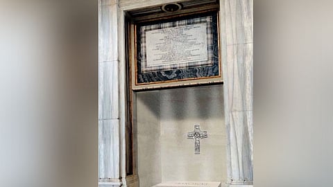 Pope's burial place reflects his 'humble, essential' life, Rome's poor will pay him a final tribute