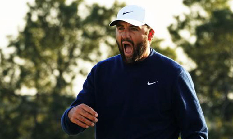 Scheffler fires 63, stretches lead