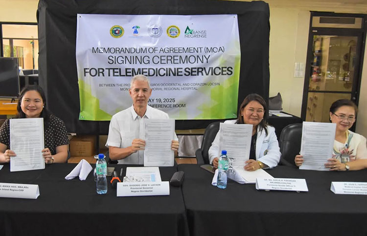 Negros Occidental inks MOA with CLMMRH for telemedicine services