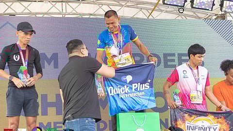 21K KING. Davao City's Elmer Bartolo rules the men’s 21K race at the Sante Barley Trilogy Run Asia-Davao Leg 2, conquering the out-and-back course from Azuela Cove, Lanang, on Sunday, May 25, 2025. 