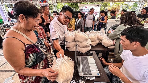 Dugang outlets sa pagbaligya’g 
P20 kl. bugas buksan sa Bacolod 