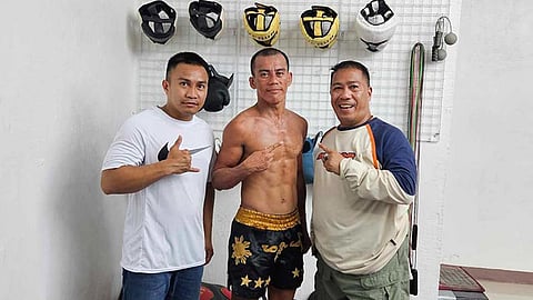 ‘Flash’ daog batok Bughaw sa kickboxing