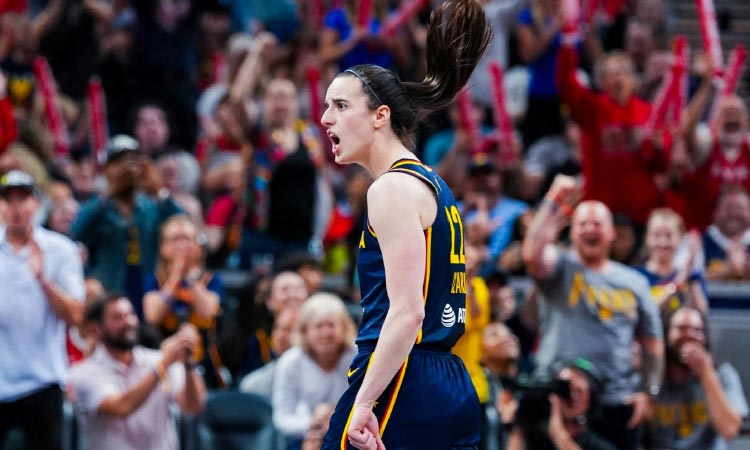 Caitlin Clark nagdilaab sa WNBA