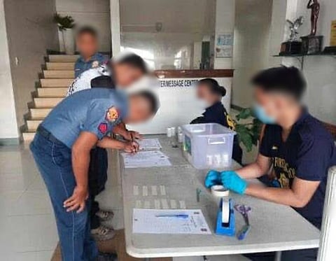 17 Mandaue cops test negative in surprise drug test