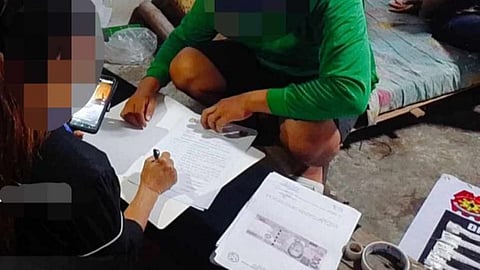 ILOILO. Police officers from Ajuy Municipal Police Station present 150 grams of suspected shabu valued at P1,020,000, confiscated from a high-value drug suspect during a buy-bust operation in Barangay Tipacla, Ajuy, Iloilo on the night of June 21, 2025. 

