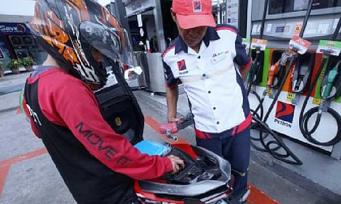 DOE: Fuel firms agree on staggered price hike