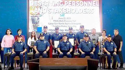 PRO 6 honors anti-drug achievers during flag-raising ceremony