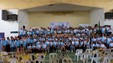 QBE volunteers mitabang sa Brigada 
Eskwela 2025 sa Cebu public schools
