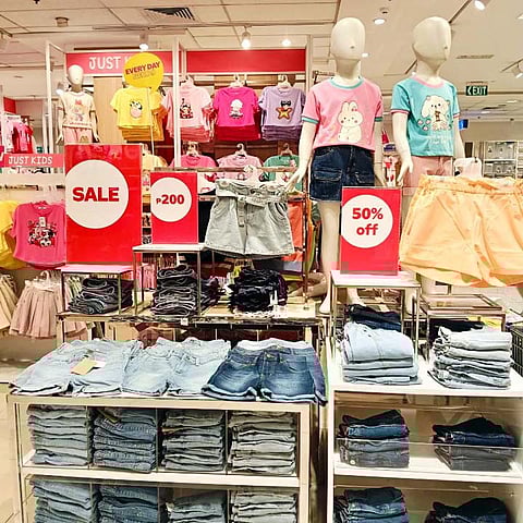 ZAMBOANGA. The SM Store is turning up the excitement with its much-awaited Clearance Sale, offering up to 70 percent discounts. Shoppers are invited to indulge in unbeatable deals from June 27 to July 6, 2025. 