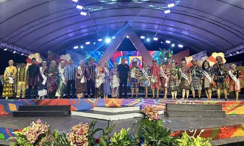 Davao City Acting Mayor Sebastian “Baste” Duterte officially opened the Kadayawan Festival 2025 on Friday, August 8, at the Kadayawan Tribal Village in Magsaysay Park, Davao City.