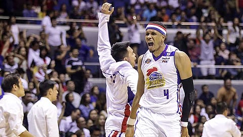 Reaves gibuhian sa Magnolia