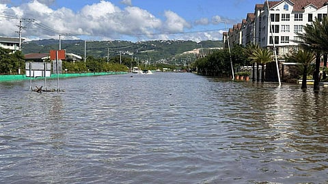 3 ka oras nga trapik nunot sa pagbaha