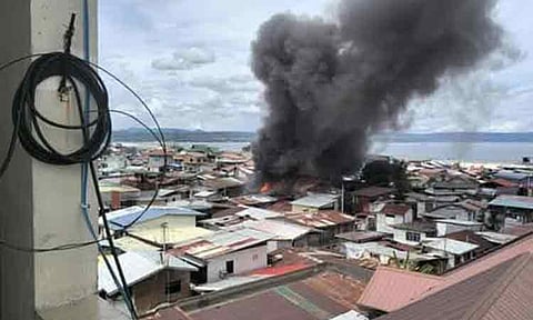 
The Bureau of Fire Protection-Davao (BFP-Davao) is investigating the cause of a fire that gutted parts of Barangays Agdao Proper and Leon Garcia, Davao City, on Monday afternoon, August 18, 2025. The blaze displaced more than a hundred residents and caused an estimated ₱1.5 million in damages.