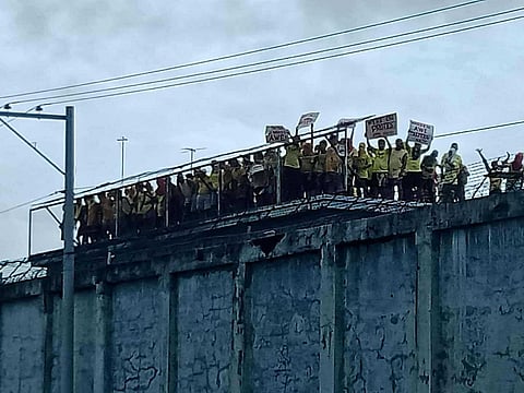NEGROS. Several persons deprived of liberty (PDLs) at the Negros Occidental District Jail (NODJ) in Barangay Tabunan, Bago City, staged an almost eight-hour noise barrage over alleged unfair treatment inside the facility Thursday, August 28, 2025.