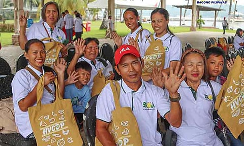 A total of 450 farmers have graduated from the Department of Agriculture’s-Davao Region (DA-Davao) School-on-the-Air (SOA) on Durian Production, equipping them with advanced techniques to raise productivity and tap expanding international markets, as the Davao Region cements its place as the country’s durian capital and a growing global supplier of the “King of Fruits.”