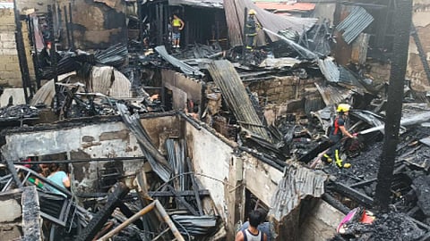 Fire hits 42 homes in Tejero