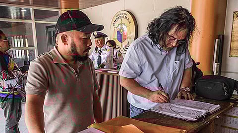 Group wants 13 DPWH 6 officials, contractor indicted for ‘ghost projects’