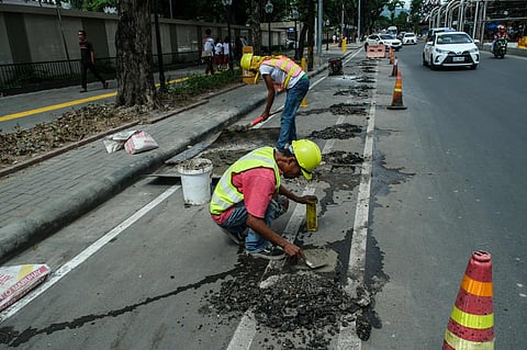 DOLE: Halt in flood control projects worrying construction workers