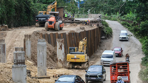 Malubog bridge repair project