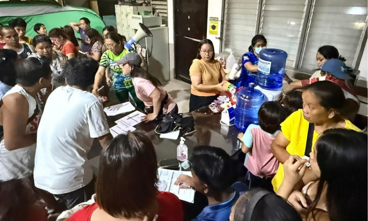 A total of 184 residents were evacuated after rising sea levels and strong waves triggered by the Southwest Monsoon (Habagat) hit the coastal areas of Barangay Peñaplata in the Island Garden City of Samal on October 7, 2025.