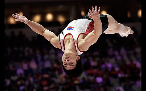 Yulo misakmit og bulawan sa Indonesia