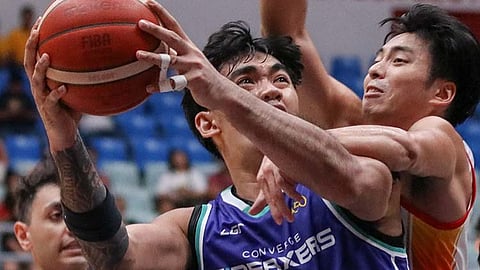 Converge nagkainit sa PBA Season 50