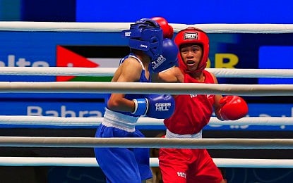 GOOD START. Filipino Leo Mhar Lobrido (right) against Jordanian Salte Alhadidi in the first round of the flyweight division in the Asian Youth Games boxing competition at Exhibition World Bahrain on Friday (Oct. 24, 2025). Lobrido won, 5-0, to advance to the quarterfinals. (POC Media Pool)