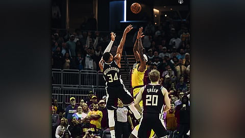 Giannis beats buzzer