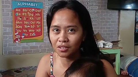 Mother braves raging floodwaters in Bacayan to save 2 children from Tino
