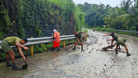 61IB conducts disaster response operations in Iloilo, Antique