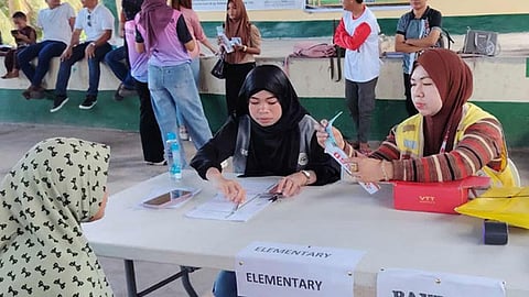 Barmm extends cash aid to over 2,000 learners in SGA